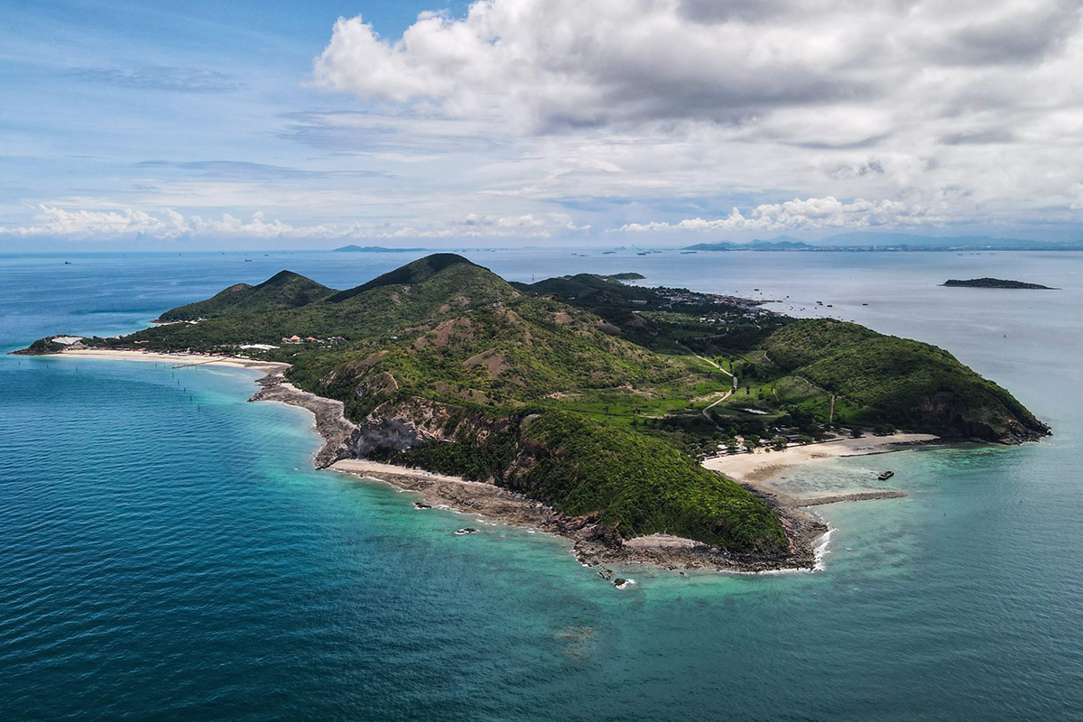 Coral Island (Koh Lan)