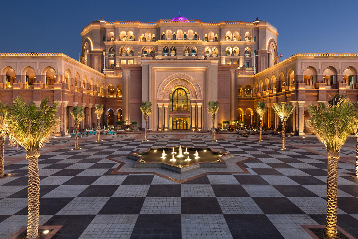Emirates Palace (photo stop