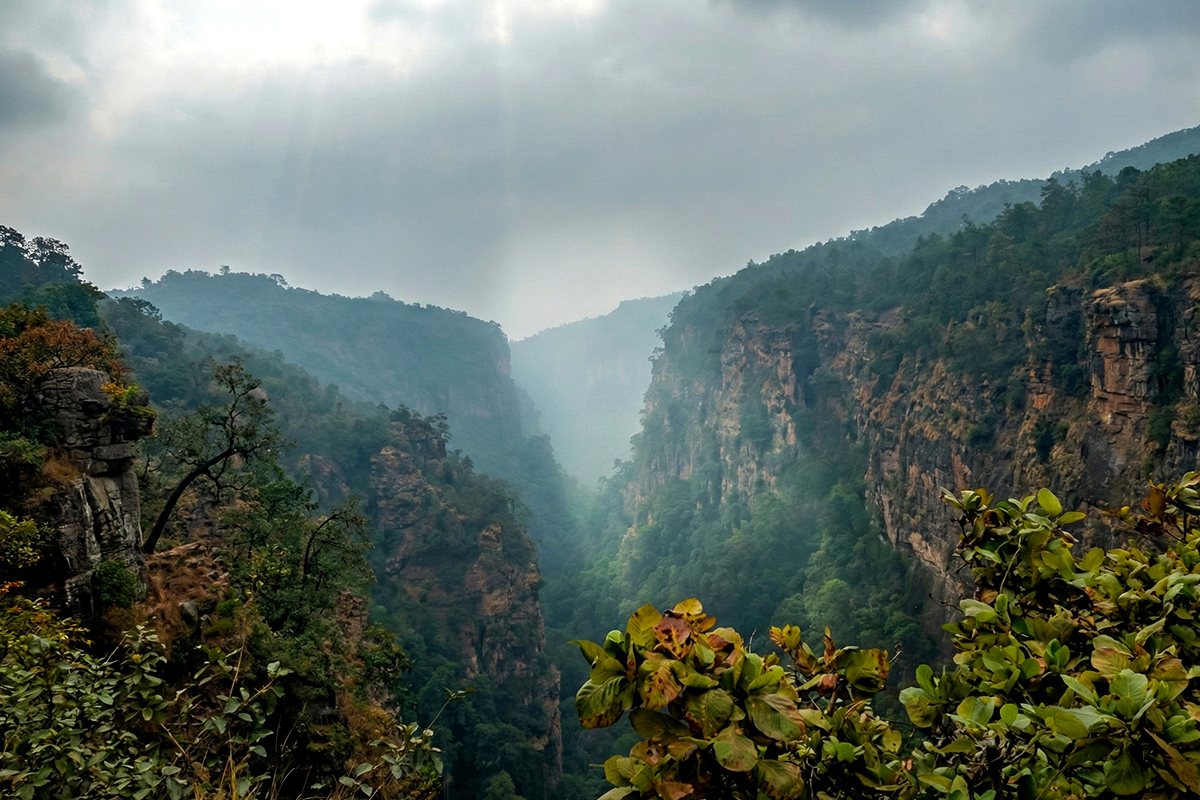 HandiKhoh, Pachmarhi.jpg