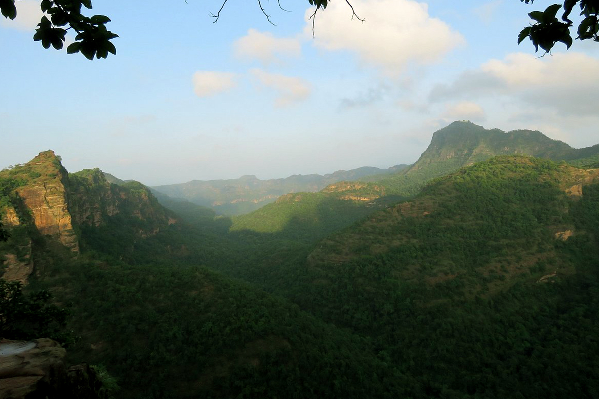 Priyadarshini (Forsyth) Point, Pachmarhi.jpg