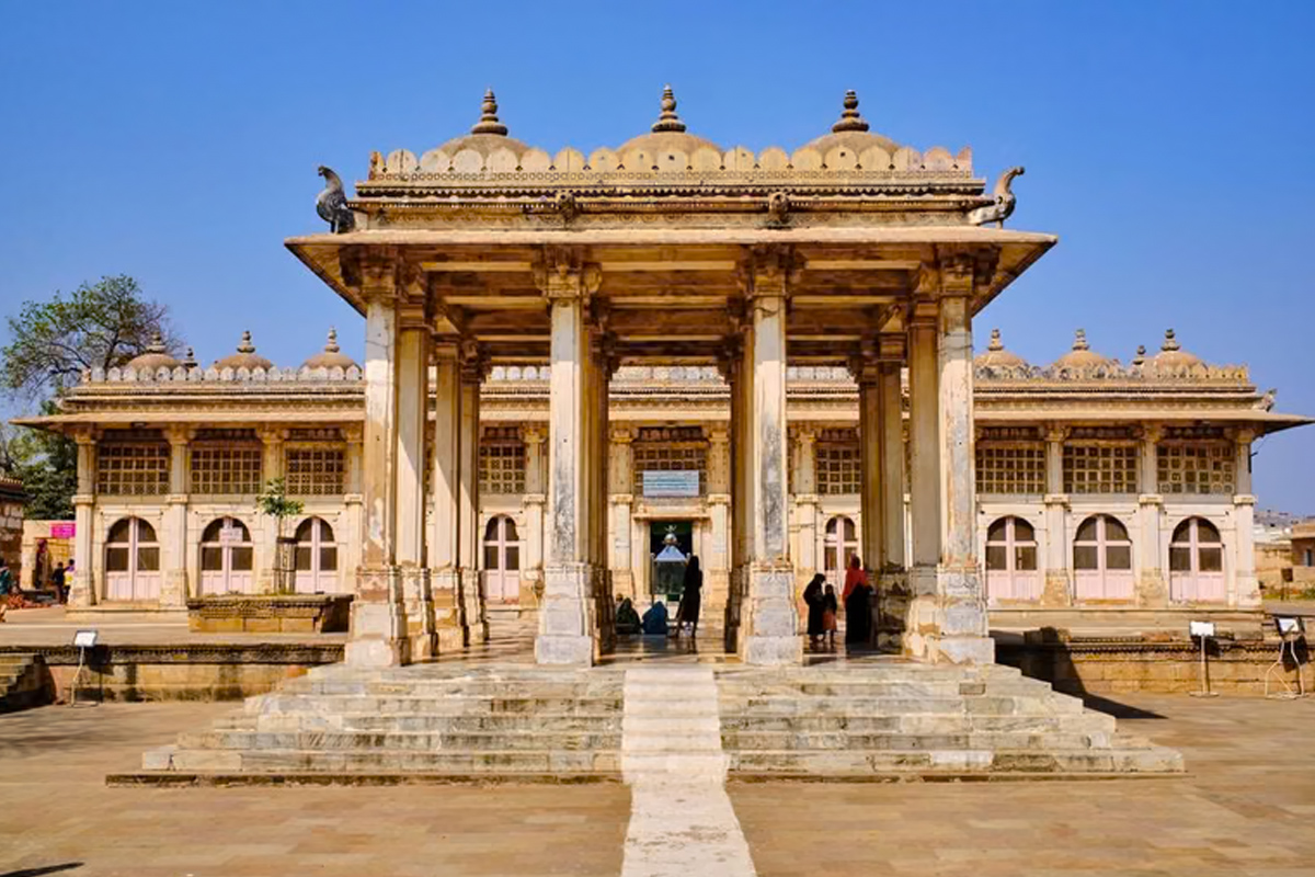 Sarkhej Roza