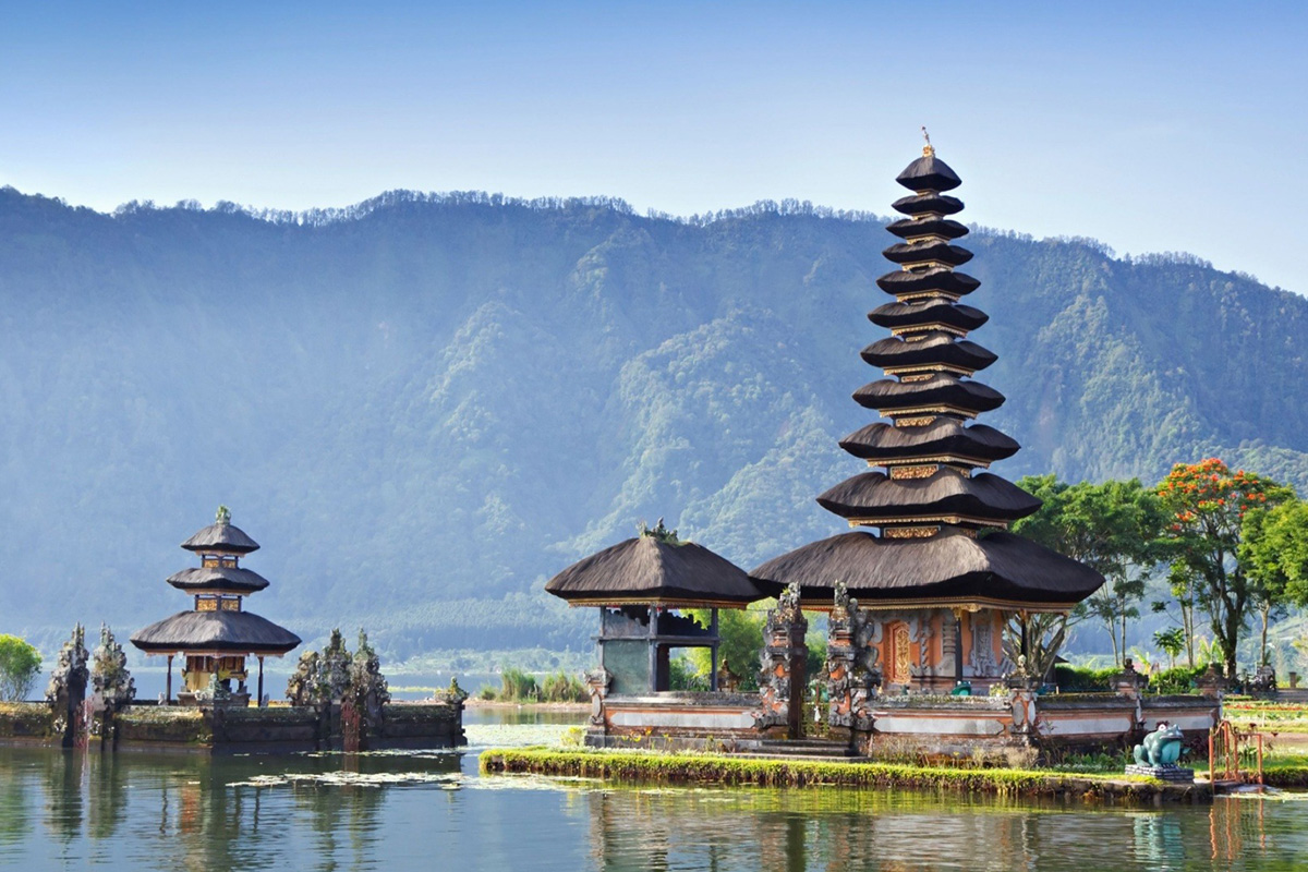Ulun Danu Bratan Temple